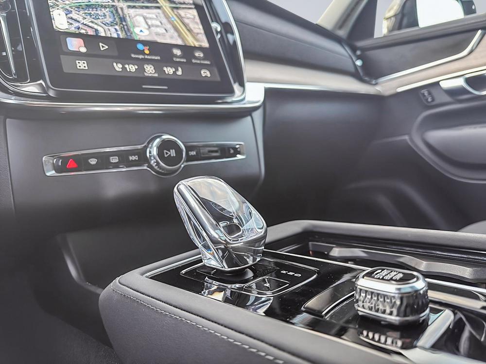 Volvo XC90 B6 CORE AWD // 2025.5 // 7PLACES 2025 d’occasion à vendre - 16