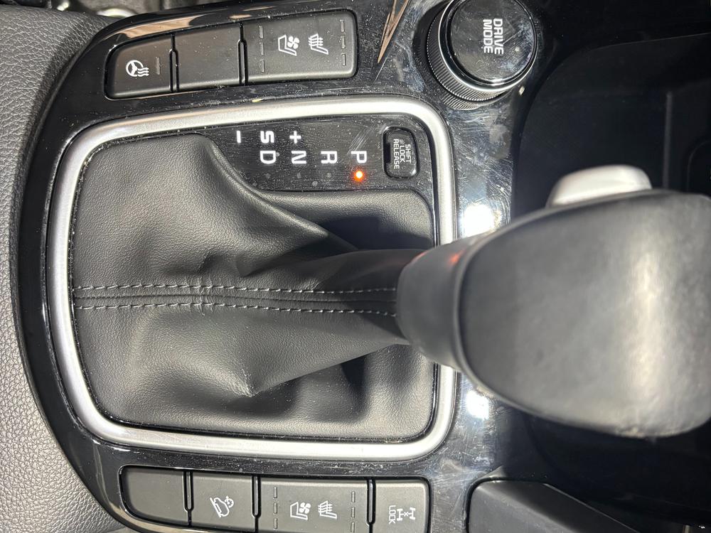 Kia Seltos 2023 Blanc usage à vendre Kia Seltos 2023 Blanc usage à vendre