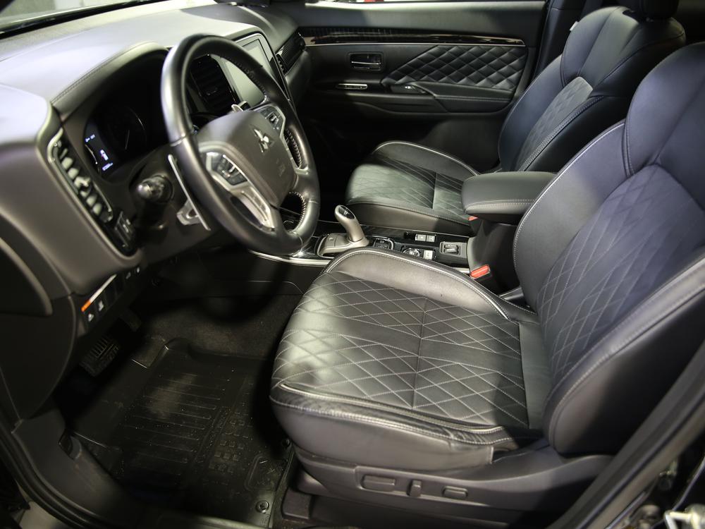 Mitsubishi Outlander PHEV GT S-AWC 2020 d’occasion à vendre - 17