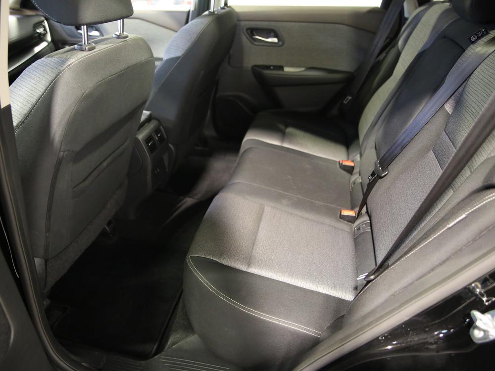 Nissan Rogue SV 2021 d’occasion à vendre - 32