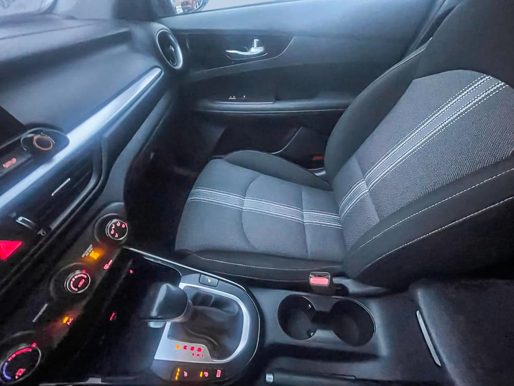 Kia Forte EX 2023 d’occasion à vendre - 13