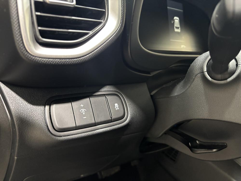 Hyundai Venue ESSENTIAL 2025 d’occasion à vendre - 9