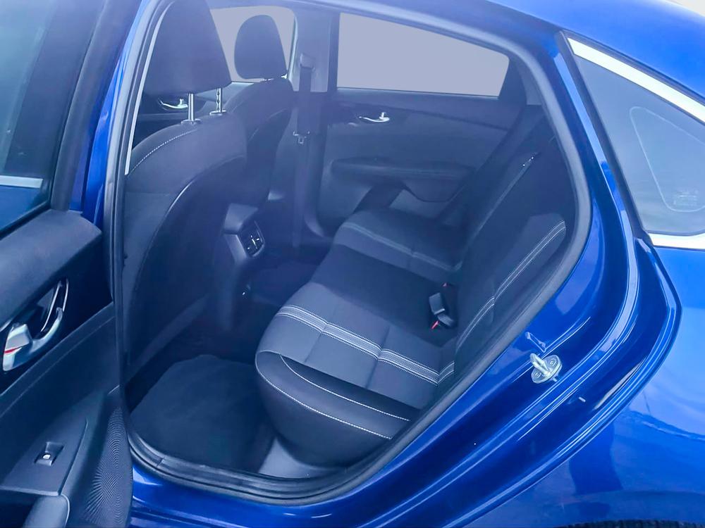 Kia Forte EX 2023 d’occasion à vendre - 17