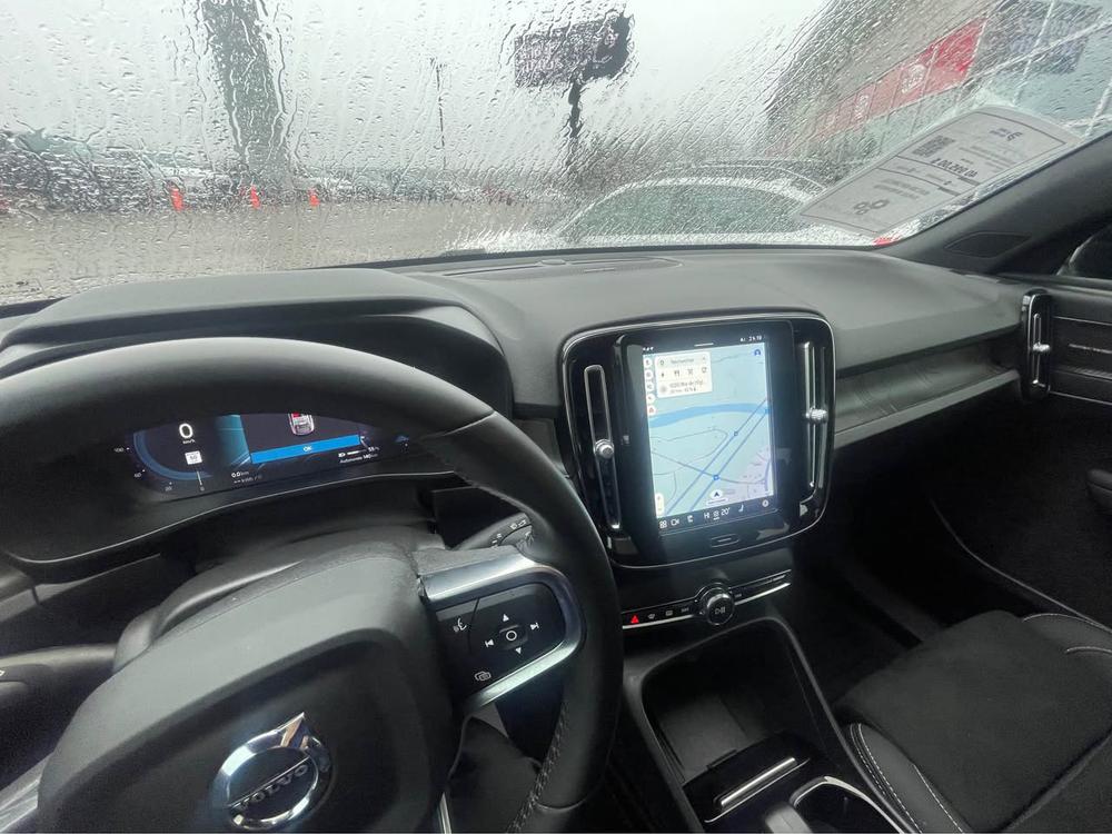 Volvo Recharge C40 tout électrique ULTIMATE 2023 d’occasion à vendre - 13