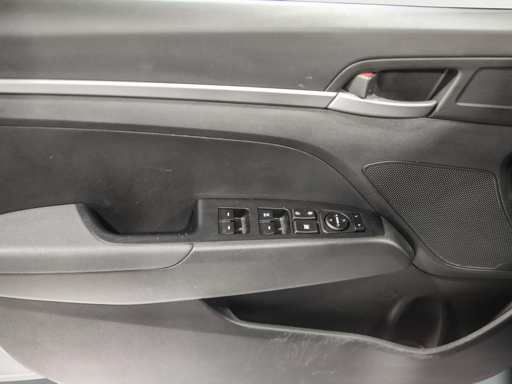 Hyundai Elantra GL 2017 d’occasion à vendre - 14