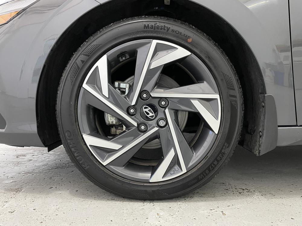 Hyundai Elantra Preferred Tech 2025 d’occasion à vendre - 8