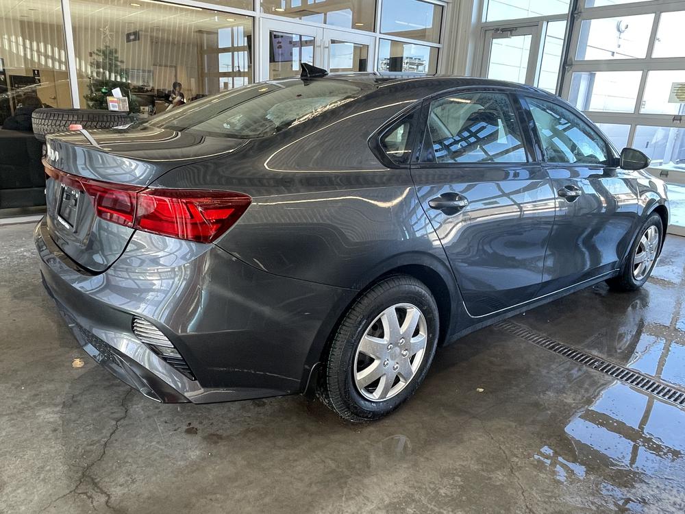 Kia Forte LX 2023 d’occasion à vendre - 8