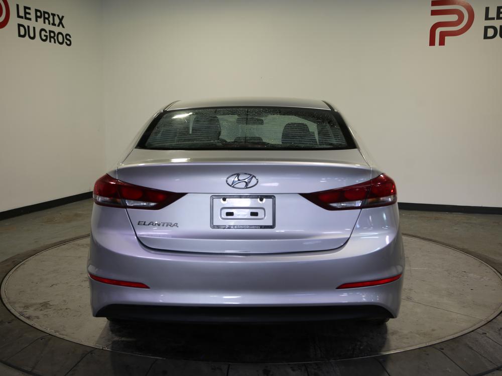 Hyundai Elantra LE 2018 d’occasion à vendre - 6