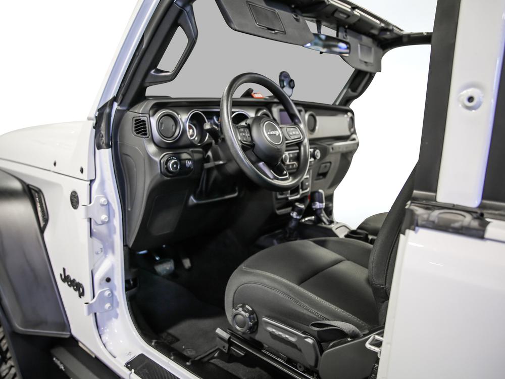 Jeep Wrangler SPORT MODIFIÉ 2023 d&rsquo;occasion à vendre - 17