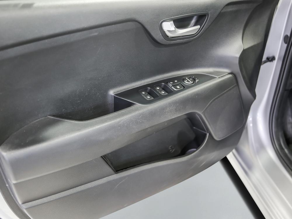 Kia Rio 5 portes LX+ 2020 d&rsquo;occasion à vendre - 14