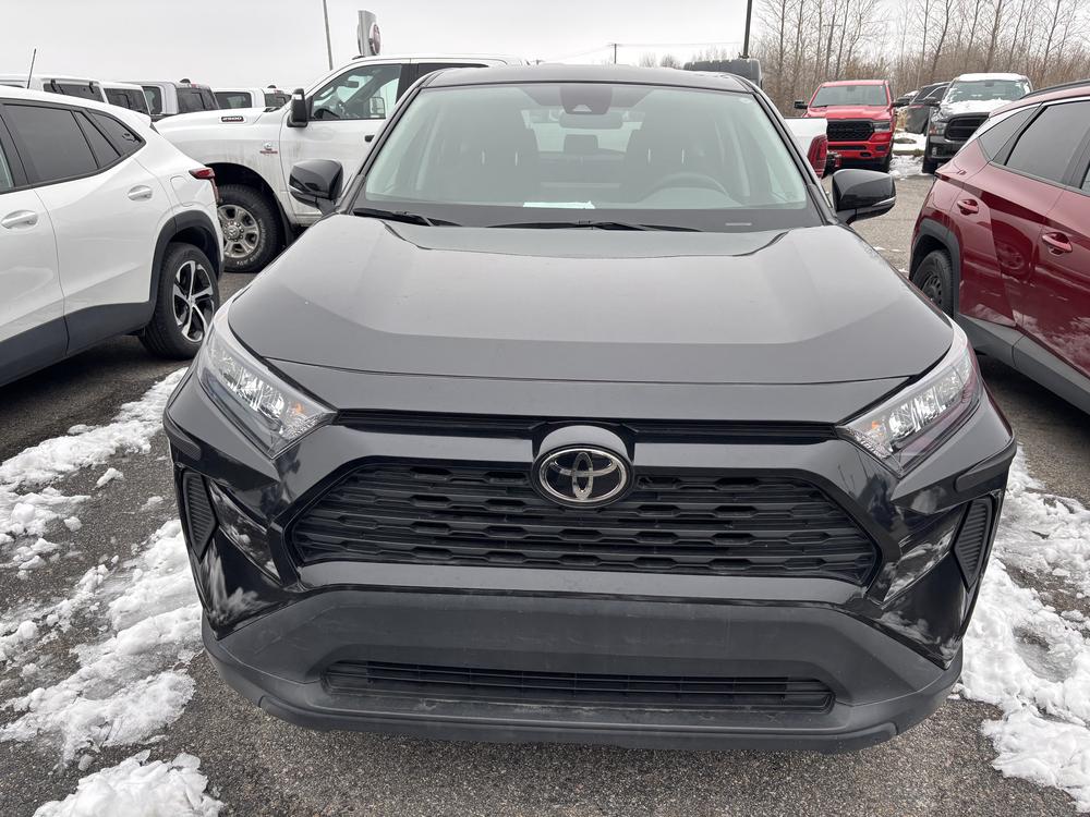 Toyota RAV4 LE 2022 d’occasion à vendre - 2