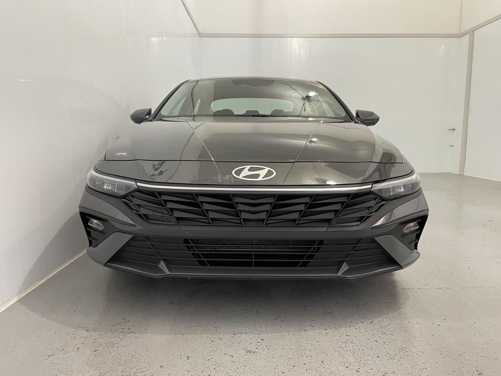 Hyundai Elantra Preferred Tech 2025 d’occasion à vendre - 2