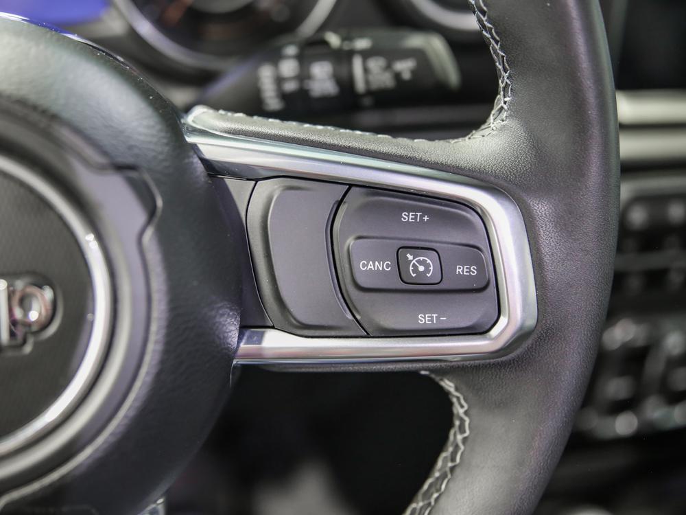 Jeep Wrangler SAHARA 2023 d’occasion à vendre - 21