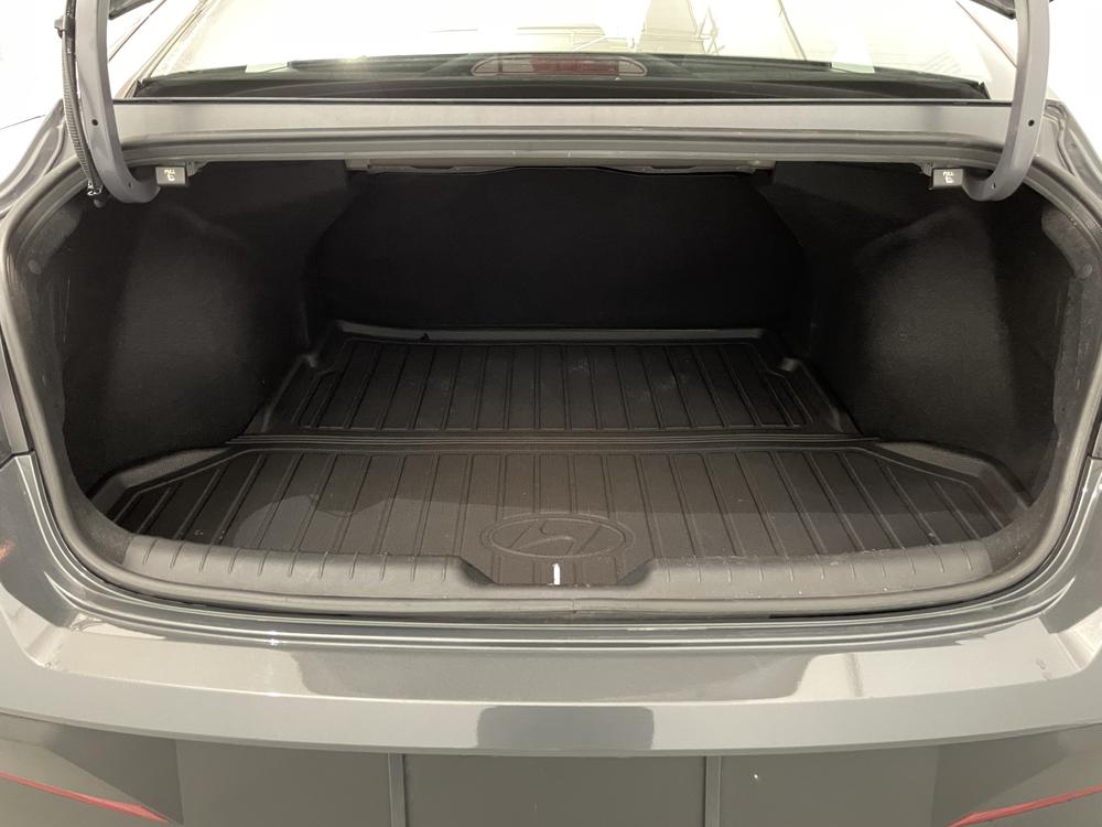 Hyundai Elantra Preferred Tech 2025 d’occasion à vendre - 32