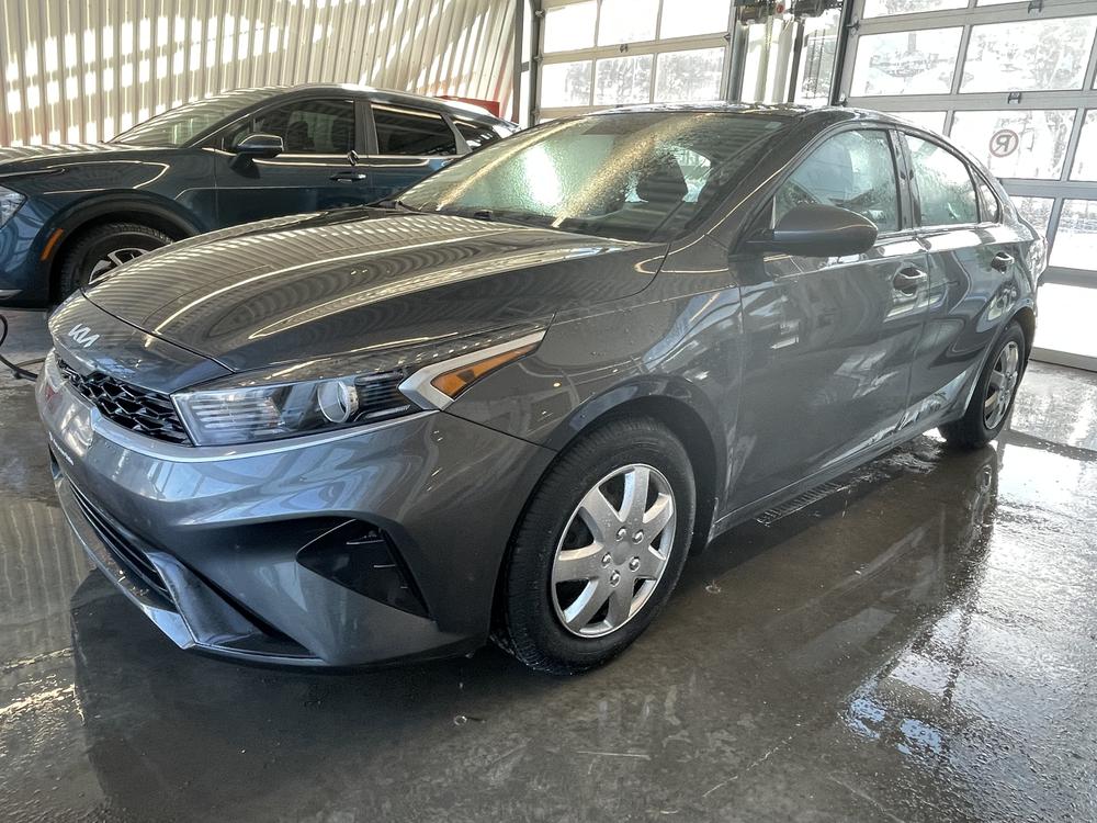 Kia Forte LX 2023 d’occasion à vendre - 3