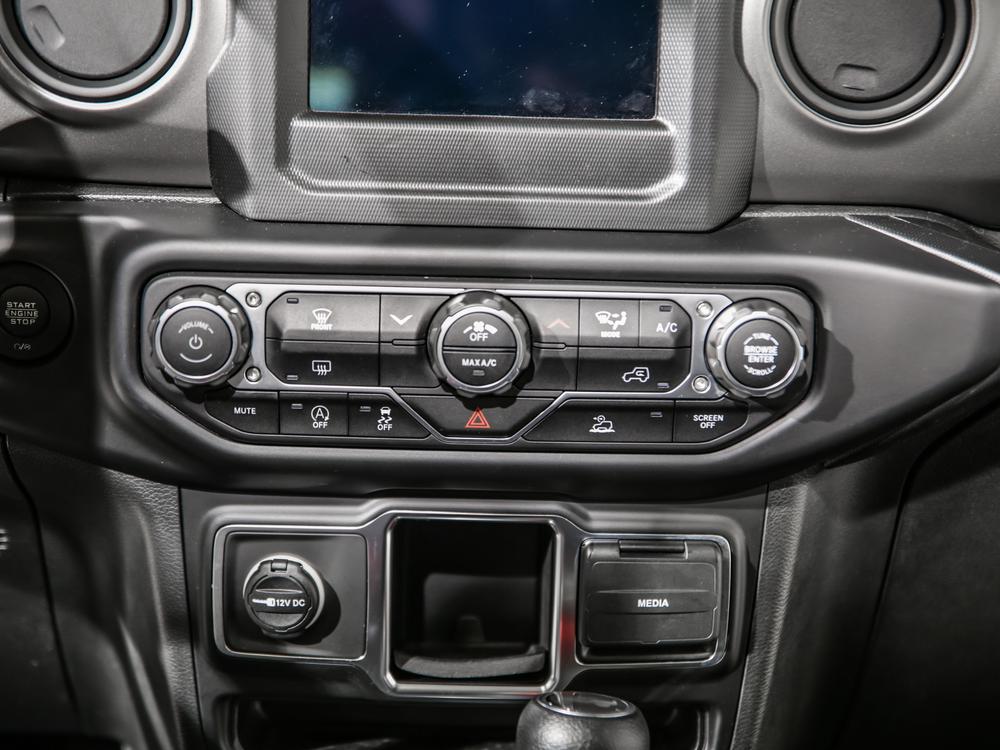 Jeep Wrangler SPORT MODIFIÉ 2023 d&rsquo;occasion à vendre - 30