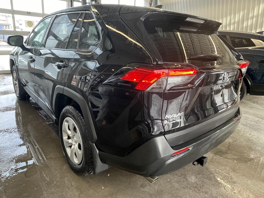 Toyota RAV4 LE 2022 d’occasion à vendre - 6