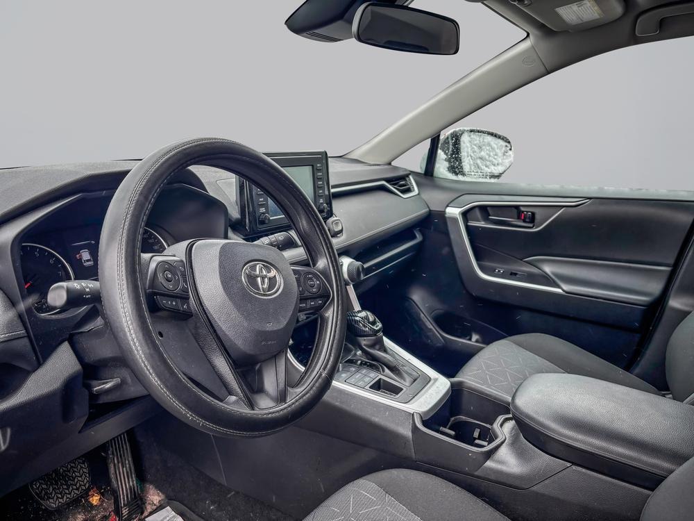 Toyota RAV4 2022 Noir usage à vendre Toyota RAV4 2022 Noir usage à vendre