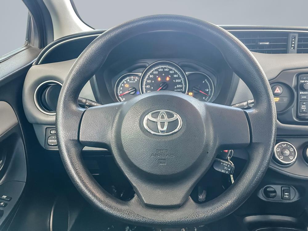 Toyota Yaris 2016 Bleu usage à vendre Toyota Yaris 2016 Bleu usage à vendre