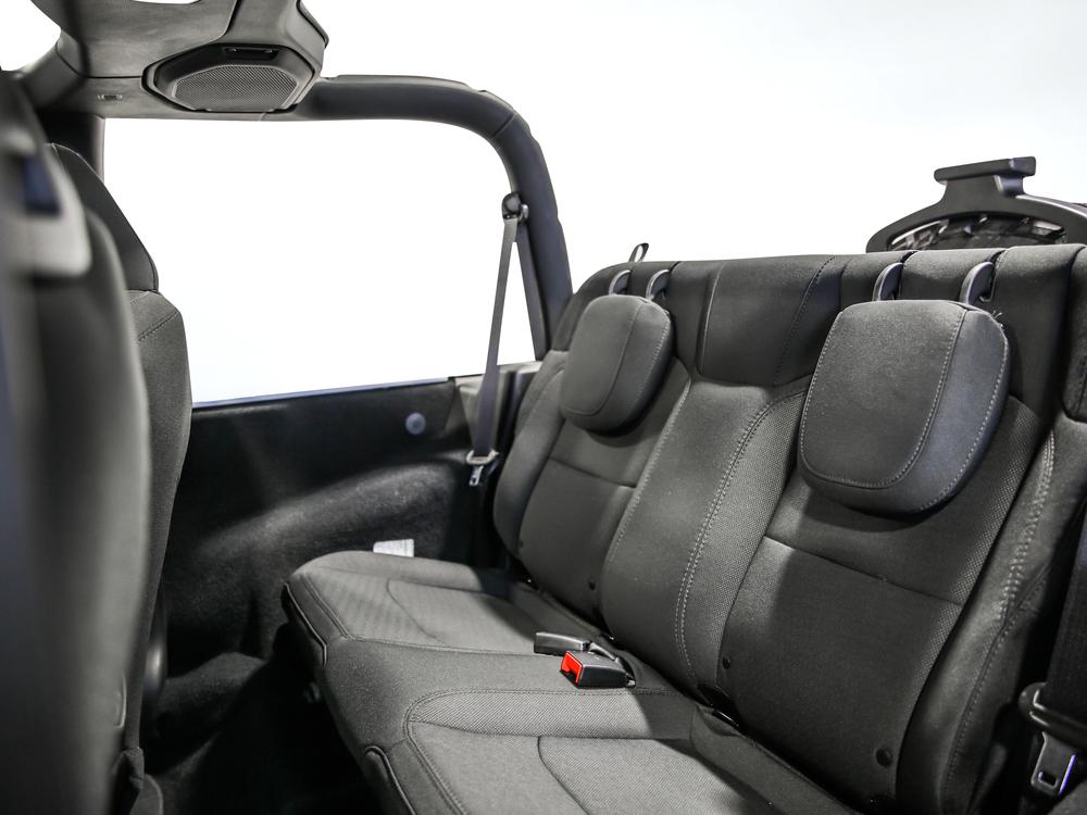 Jeep Wrangler SPORT MODIFIÉ 2023 d&rsquo;occasion à vendre - 19