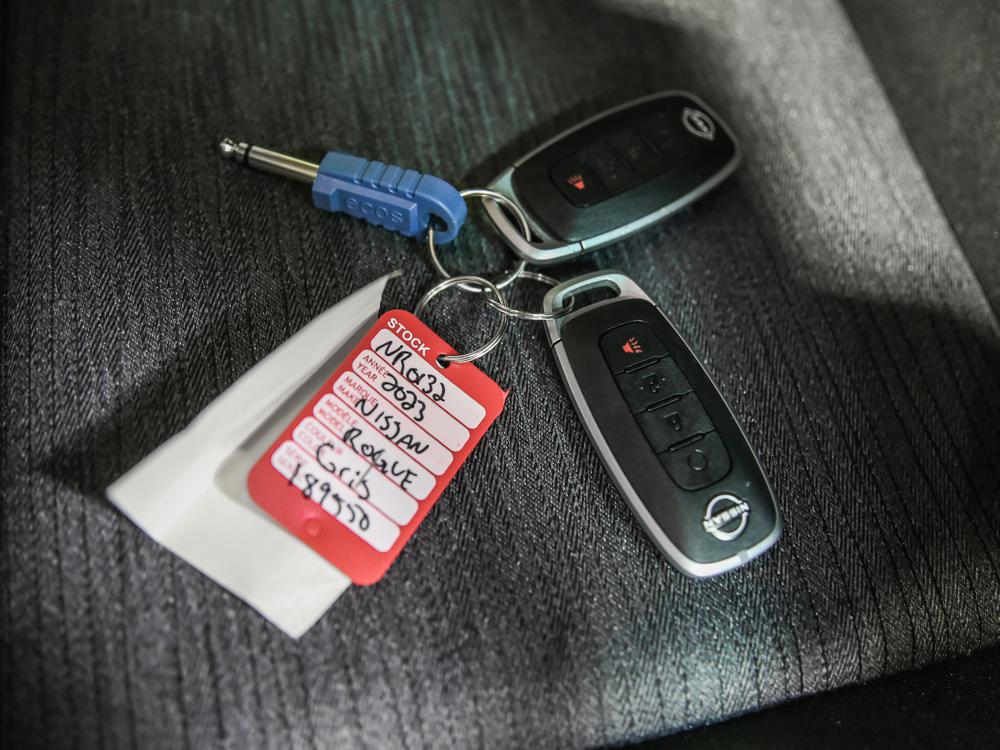 Nissan Rogue SV 2023 d&rsquo;occasion à vendre - 29