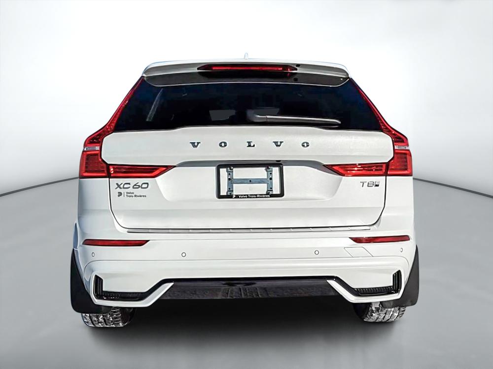 Volvo XC60 hybride rechargeable 2025 Blanc usage à vendre Volvo XC60 hybride rechargeable 2025 Blanc usage à vendre