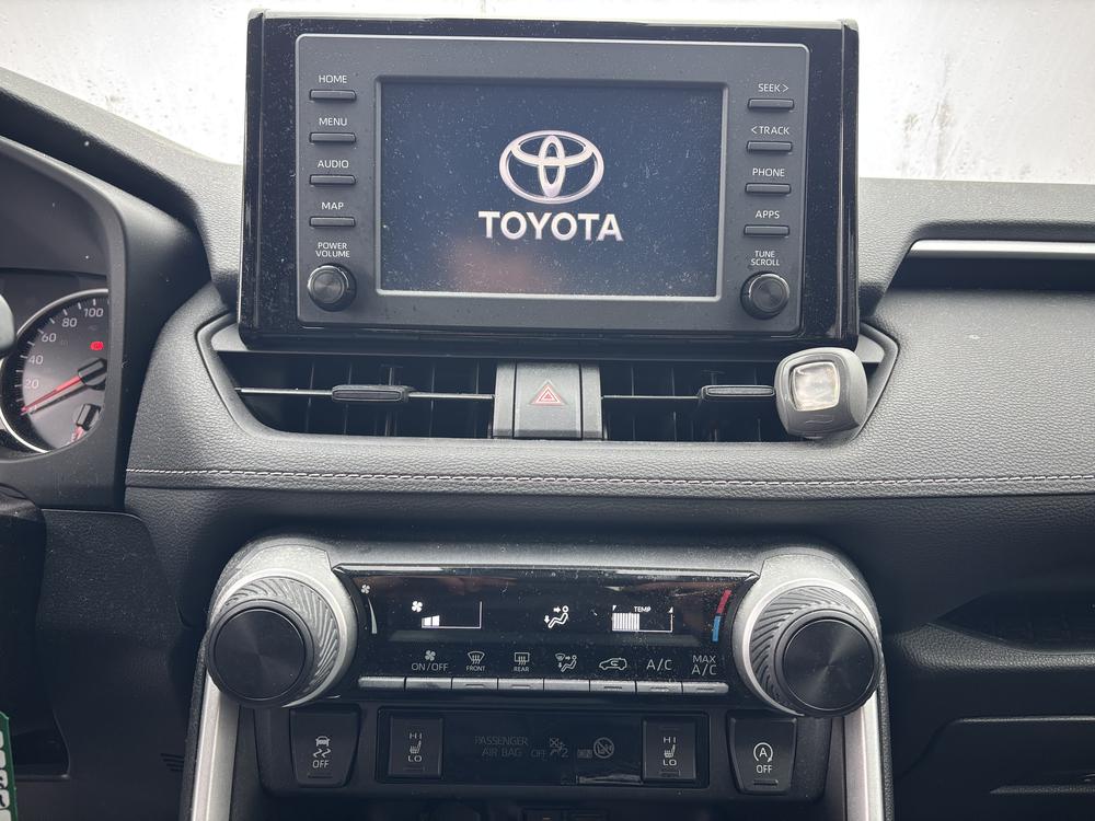 Toyota RAV4 LE 2022 d’occasion à vendre - 12
