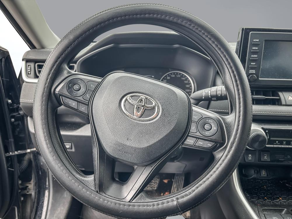 Toyota RAV4 2022 Noir usage à vendre Toyota RAV4 2022 Noir usage à vendre