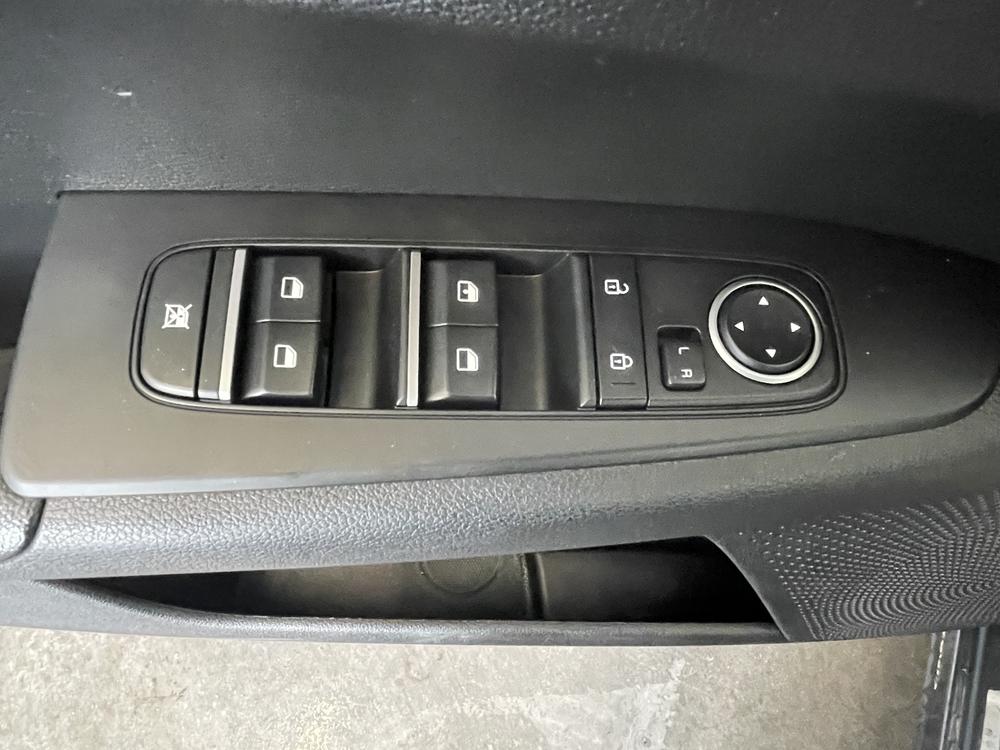 Kia Forte LX 2023 d’occasion à vendre - 9