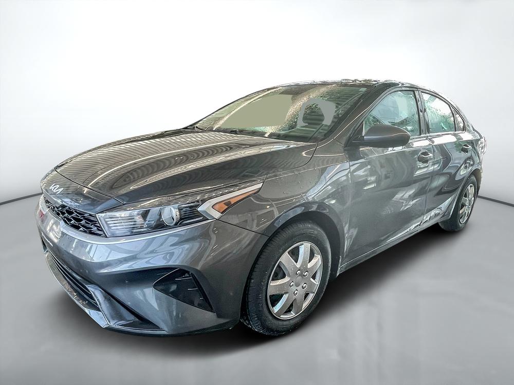 Kia Forte 2023 Gris usage à vendre Kia Forte 2023 Gris usage à vendre