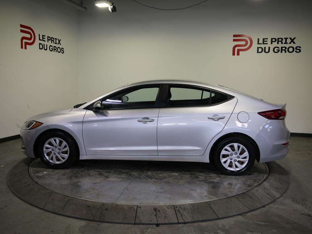 Hyundai Elantra LE 2018 d’occasion à vendre - 8
