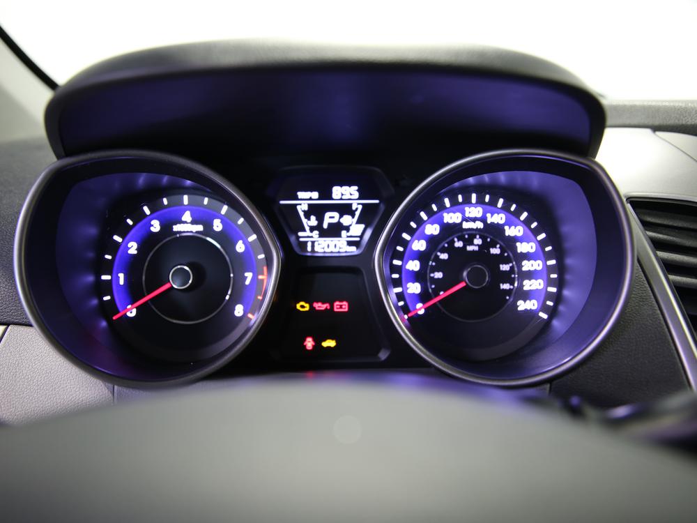 Hyundai Elantra LE-R 2016 d’occasion à vendre - 29