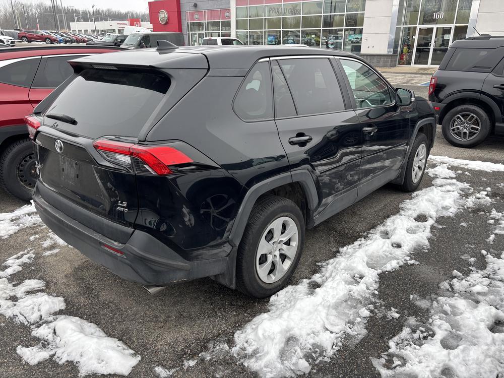 Toyota RAV4 LE 2022 d’occasion à vendre - 7