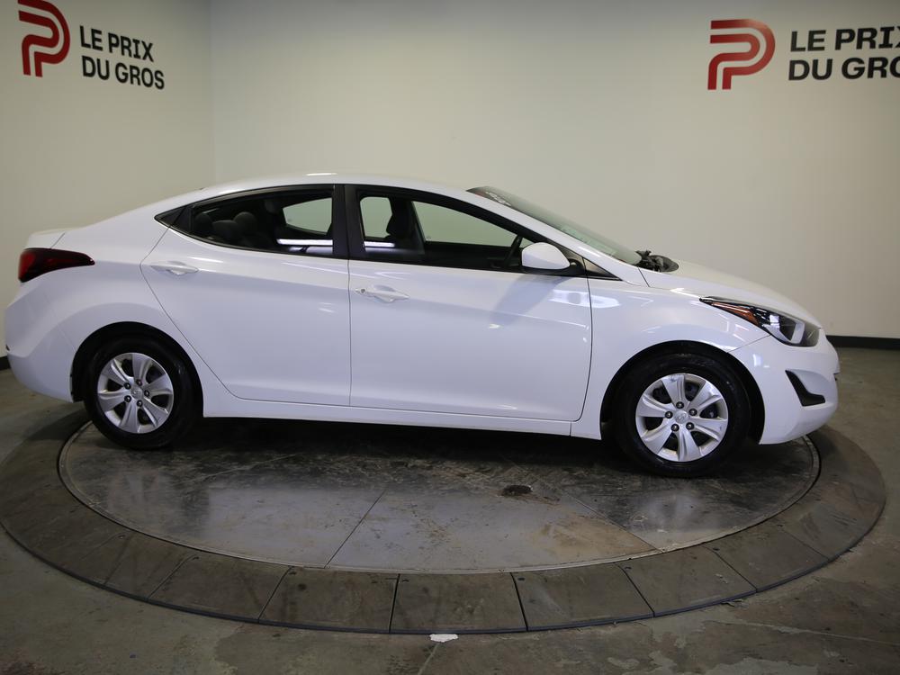 Hyundai Elantra LE-R 2016 d’occasion à vendre - 2