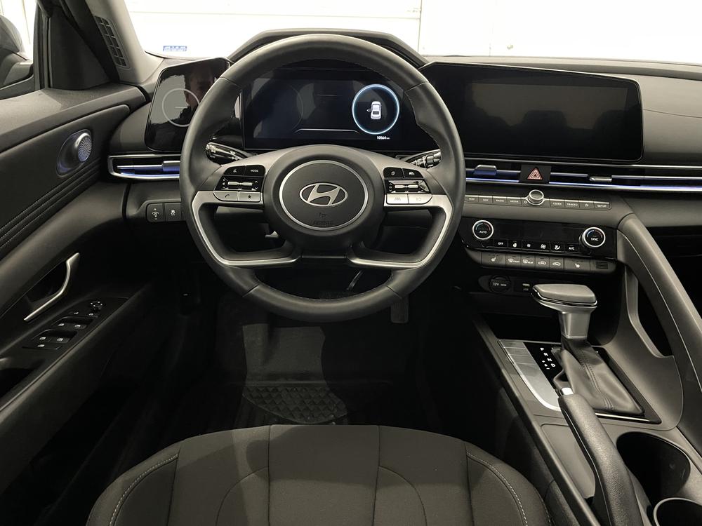 Hyundai Elantra Preferred Tech 2025 d’occasion à vendre - 11