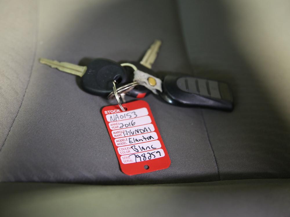 Hyundai Elantra LE-R 2016 d’occasion à vendre - 31