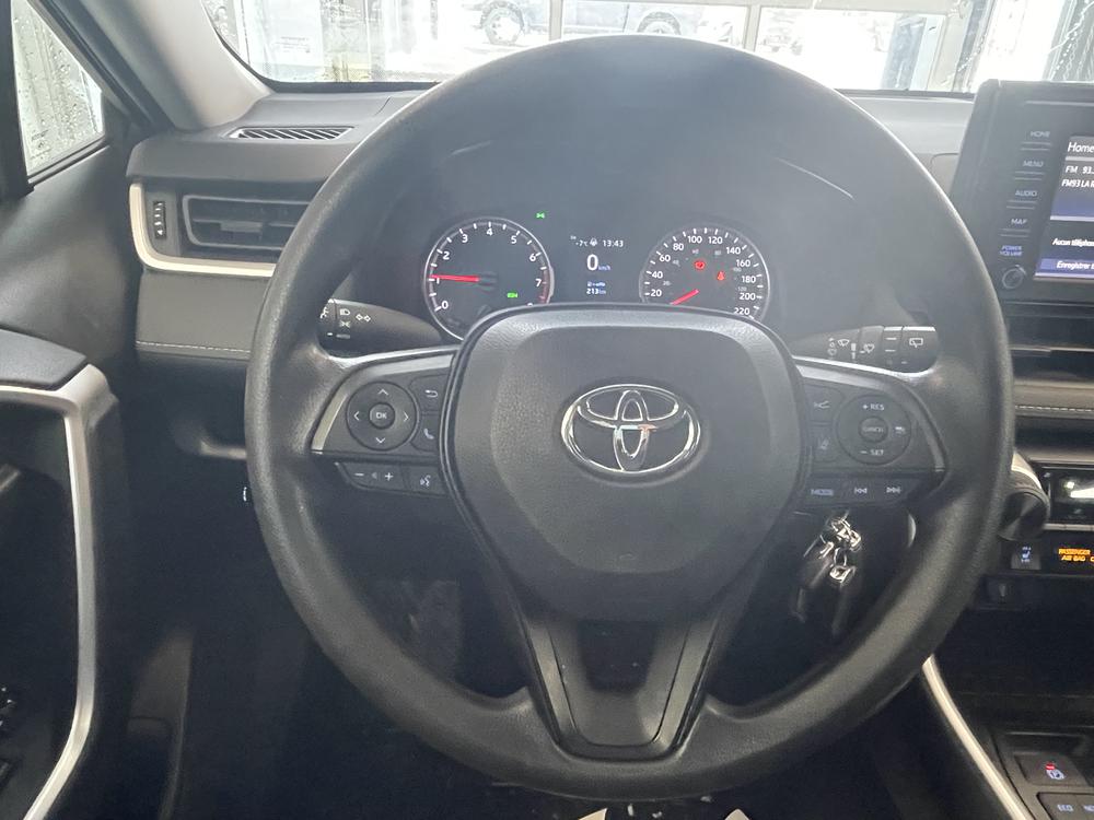 Toyota RAV4 LE 2022 d’occasion à vendre - 18
