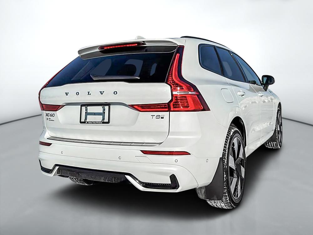 Volvo XC60 hybride rechargeable 2025 Blanc usage à vendre Volvo XC60 hybride rechargeable 2025 Blanc usage à vendre
