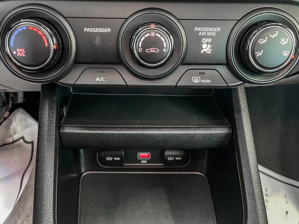 Kia Forte 2023 Gris usage à vendre Kia Forte 2023 Gris usage à vendre