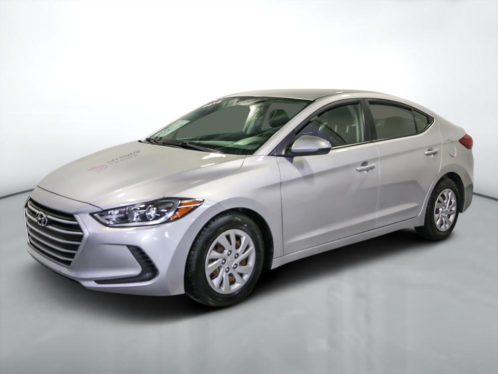Hyundai Elantra 2018 Gris usage à vendre Hyundai Elantra 2018 Gris usage à vendre
