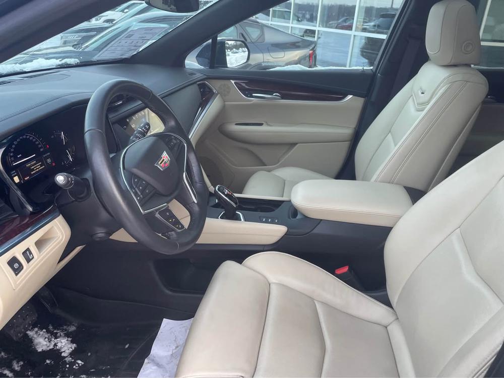 Cadillac XT5 2017 Bleu usage à vendre Cadillac XT5 2017 Bleu usage à vendre