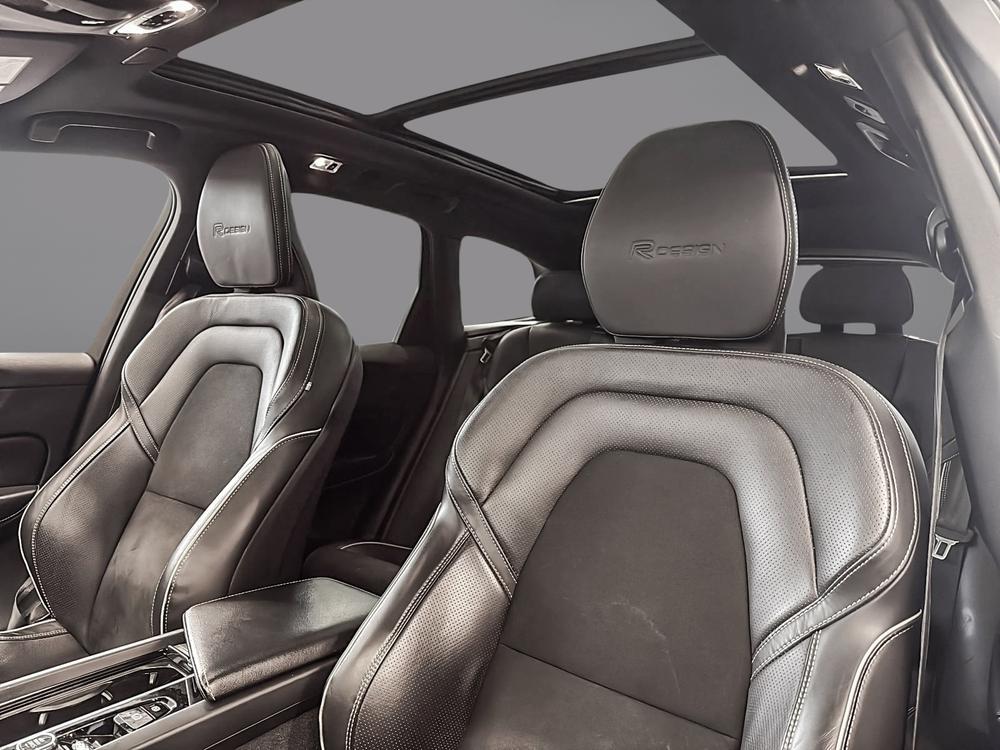 Volvo XC60 2019 Blanc usage à vendre Volvo XC60 2019 Blanc usage à vendre