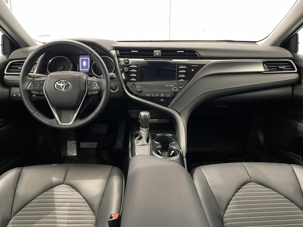 Toyota Camry SE Upgrade 2020 d&rsquo;occasion à vendre - 9