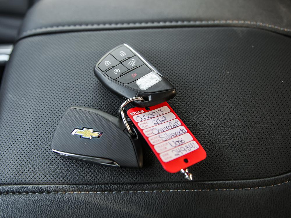 Chevrolet Silverado 1500 LTZ CREW CAB 6.2L 2024 d’occasion à vendre - 34