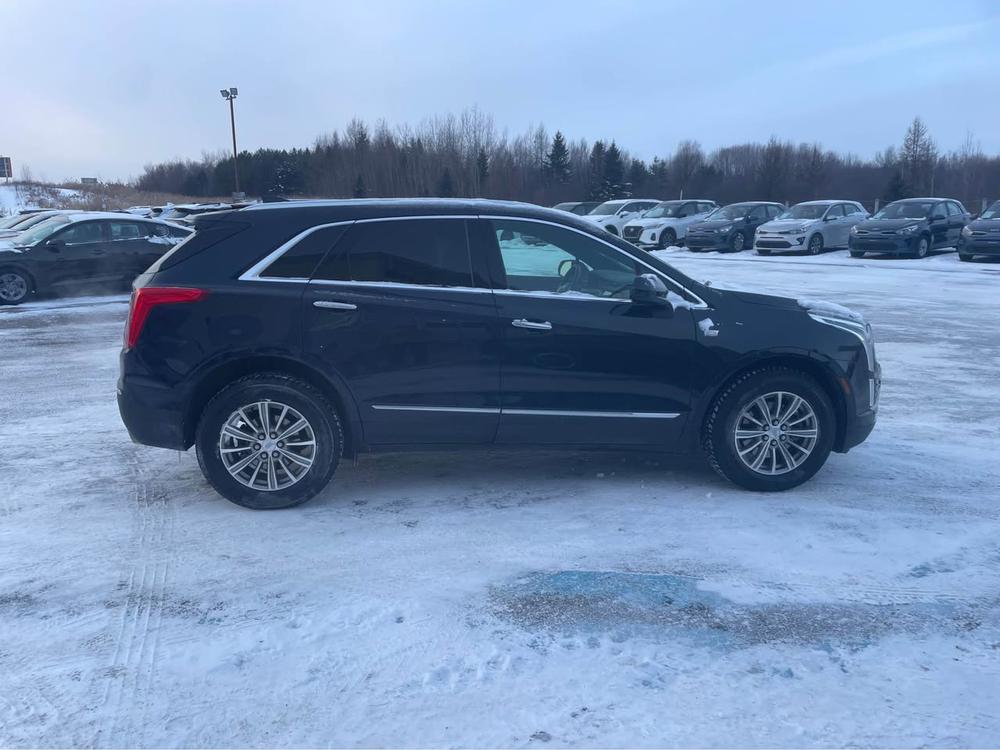 Cadillac XT5 2017 Bleu usage à vendre Cadillac XT5 2017 Bleu usage à vendre