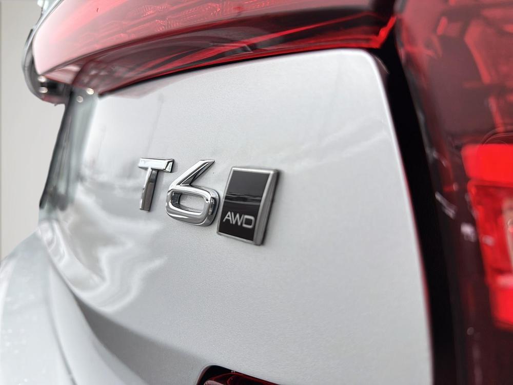 Volvo S60 T6 MOMENTUM AWD 2021 d’occasion à vendre - 11
