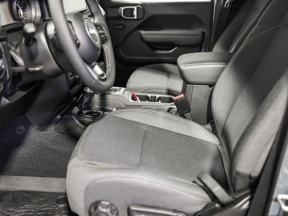 Jeep Gladiator SPORT 2025 d&rsquo;occasion à vendre - 17