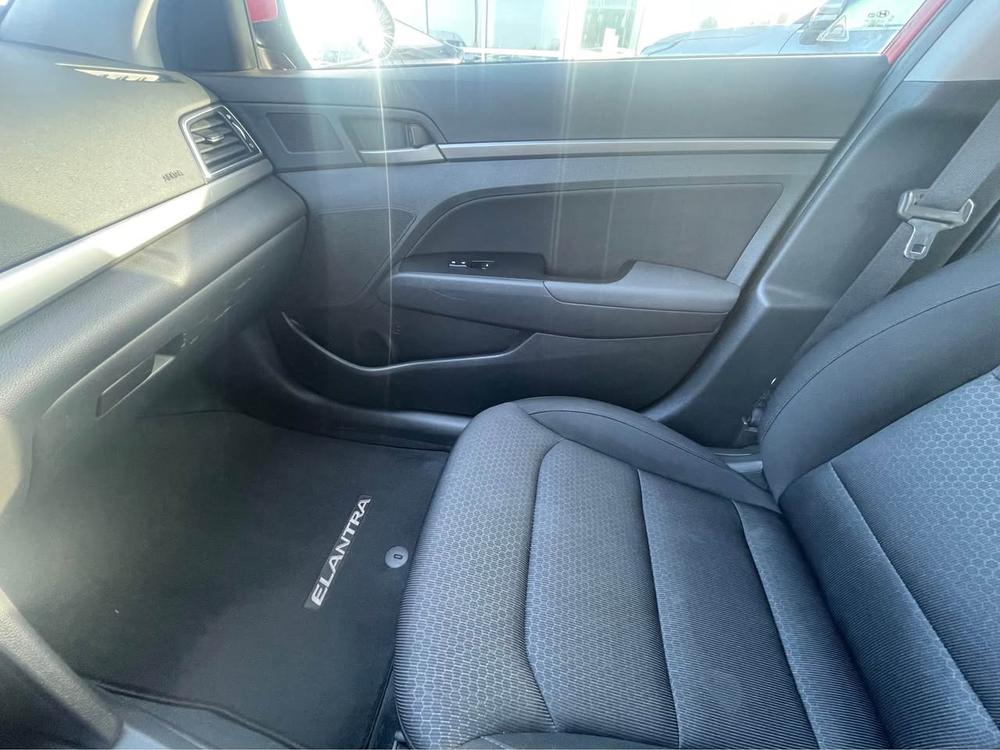 Hyundai Elantra GL 2017 d&rsquo;occasion à vendre - 28