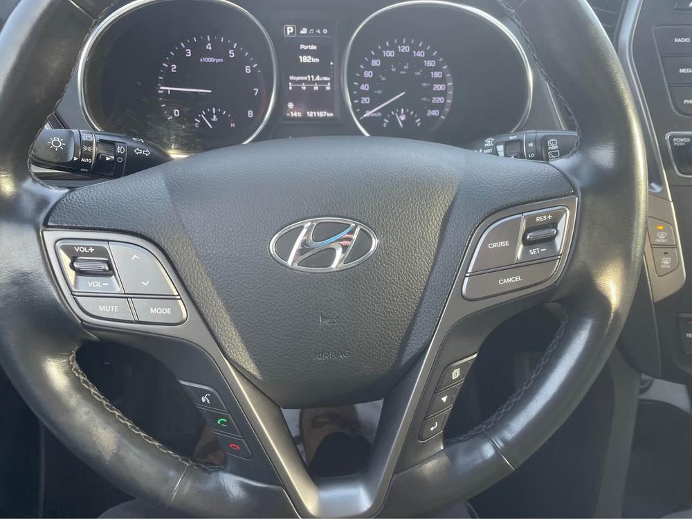 Hyundai Santa Fe Sport 2017 Gris usage à vendre Hyundai Santa Fe Sport 2017 Gris usage à vendre