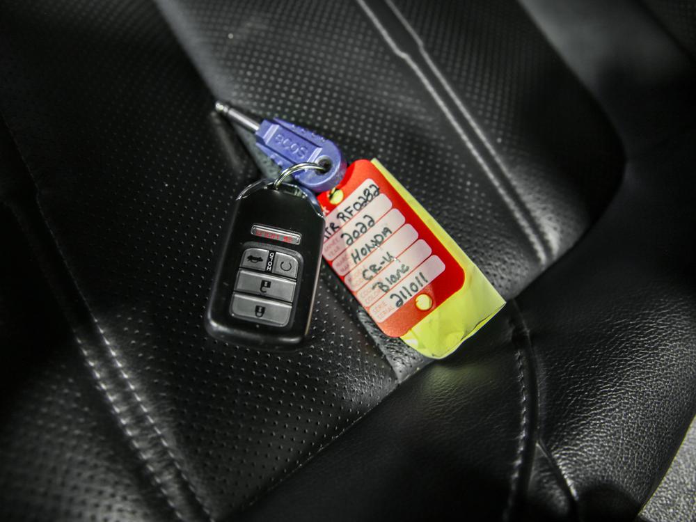 Honda CR-V 2022 Blanc usage à vendre Honda CR-V 2022 Blanc usage à vendre